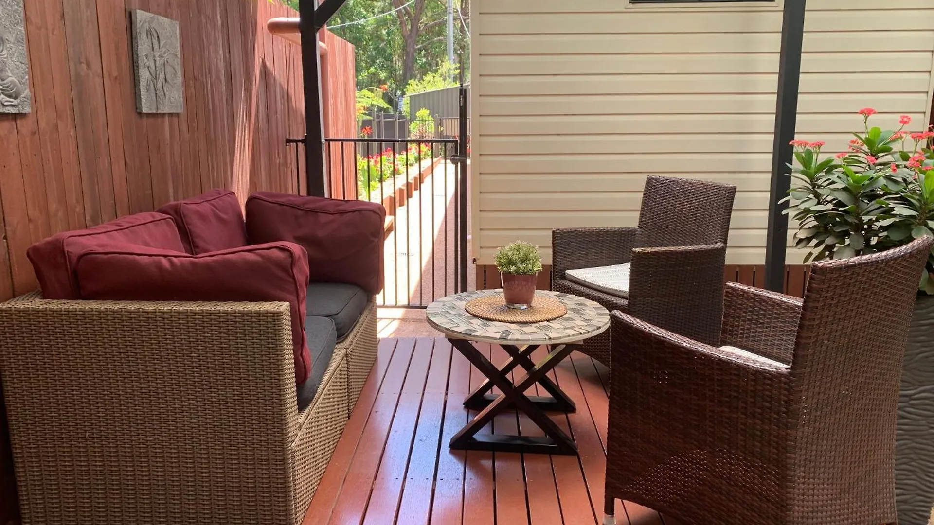 Lotus Shack - Charming And Private Villa Russell Island